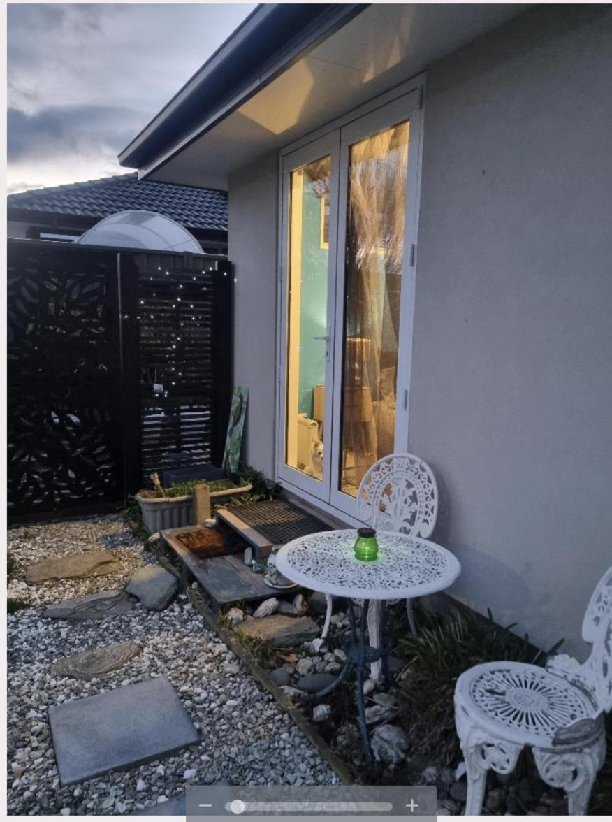 Banbury Deluxe With Spa Bath! Private Courtyard! Queenstown Eksteriør bilde